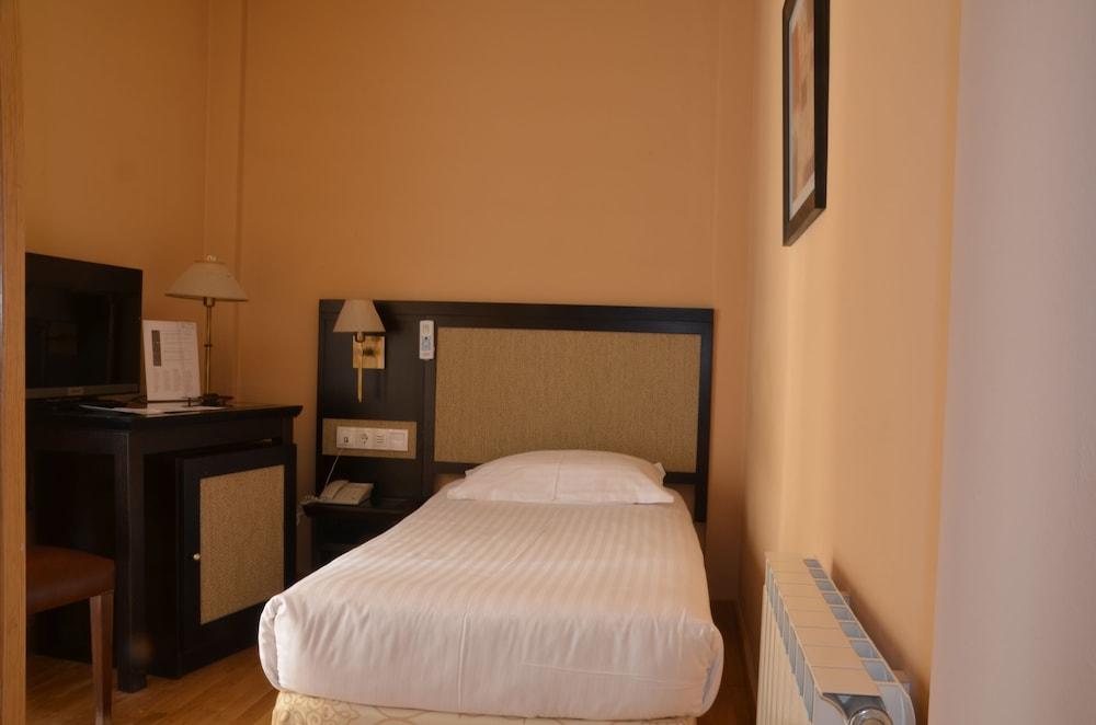 וויאלהה Hotel Spa Acevi Val D'Aran מראה חיצוני תמונה