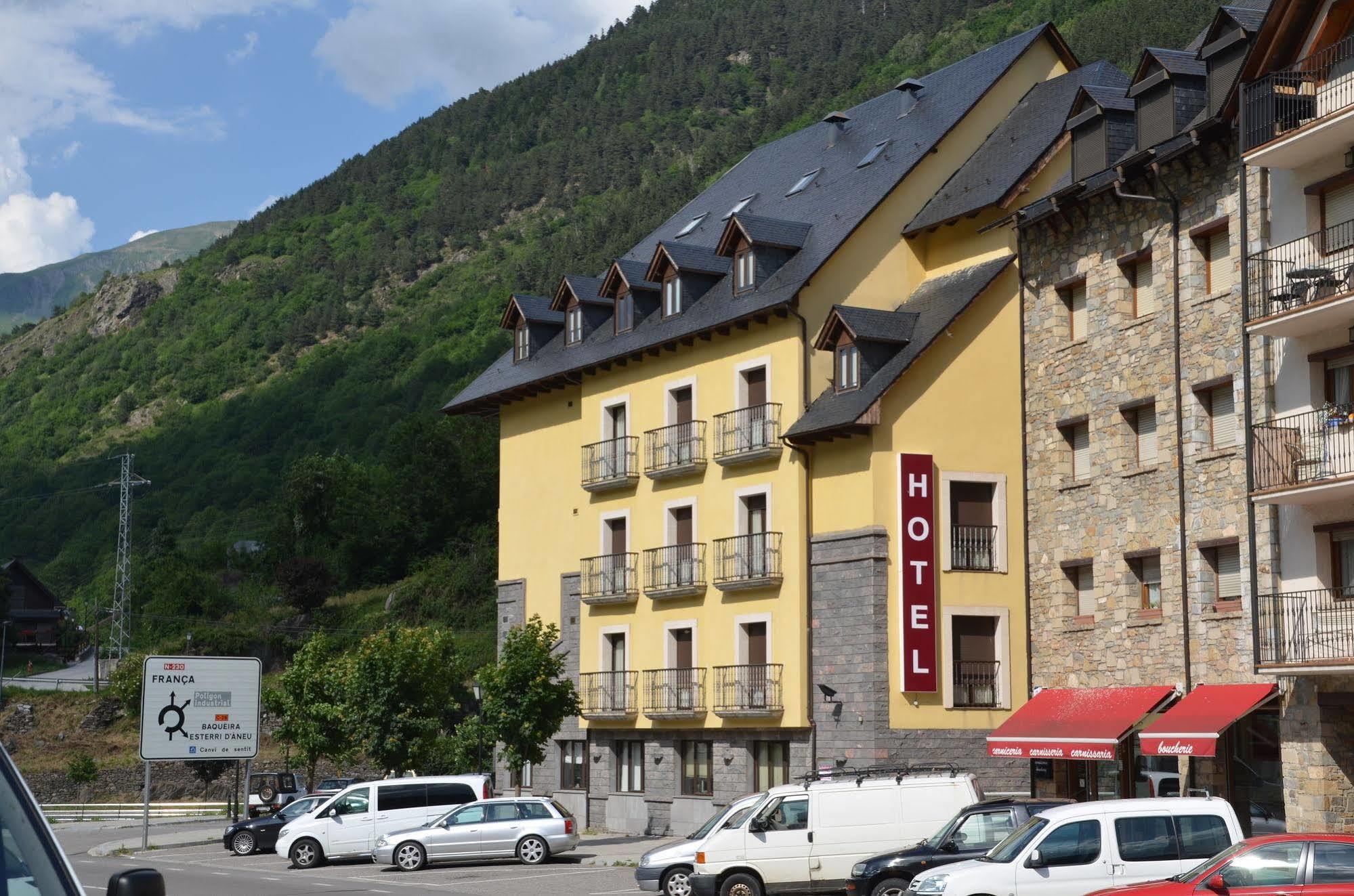 וויאלהה Hotel Spa Acevi Val D'Aran מראה חיצוני תמונה